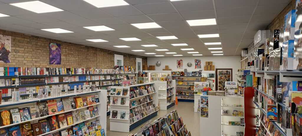 arredamento professionale fumetteria venezia